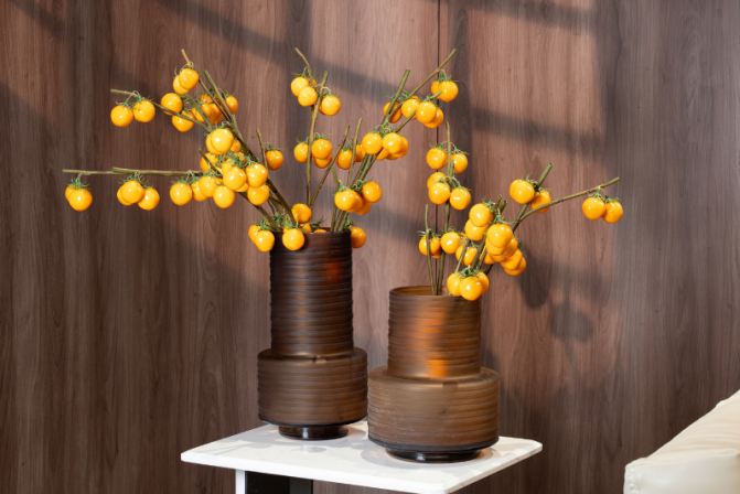 Bình hoa Galen; Cành cà chua – Decora